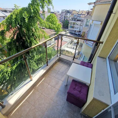 Gurko - Center And Sea Garden Appartement Burgas Stad